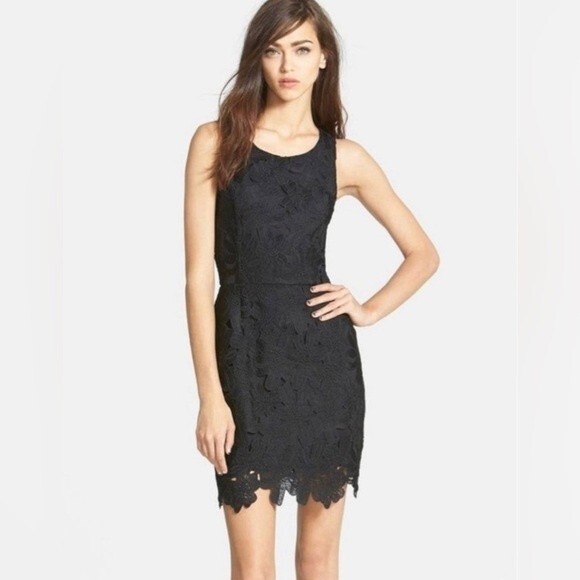NWT ASTR Black Sleeveless Lace Overlay Sheath Bodycon Mini Dress Women's Size XS - Picture 1 of 2